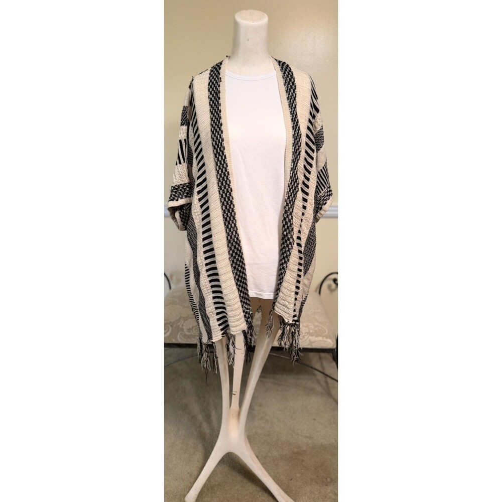 Caren Sport Women’s Medium Black Cream Geometric Knit Cardigan Fringe Boho
